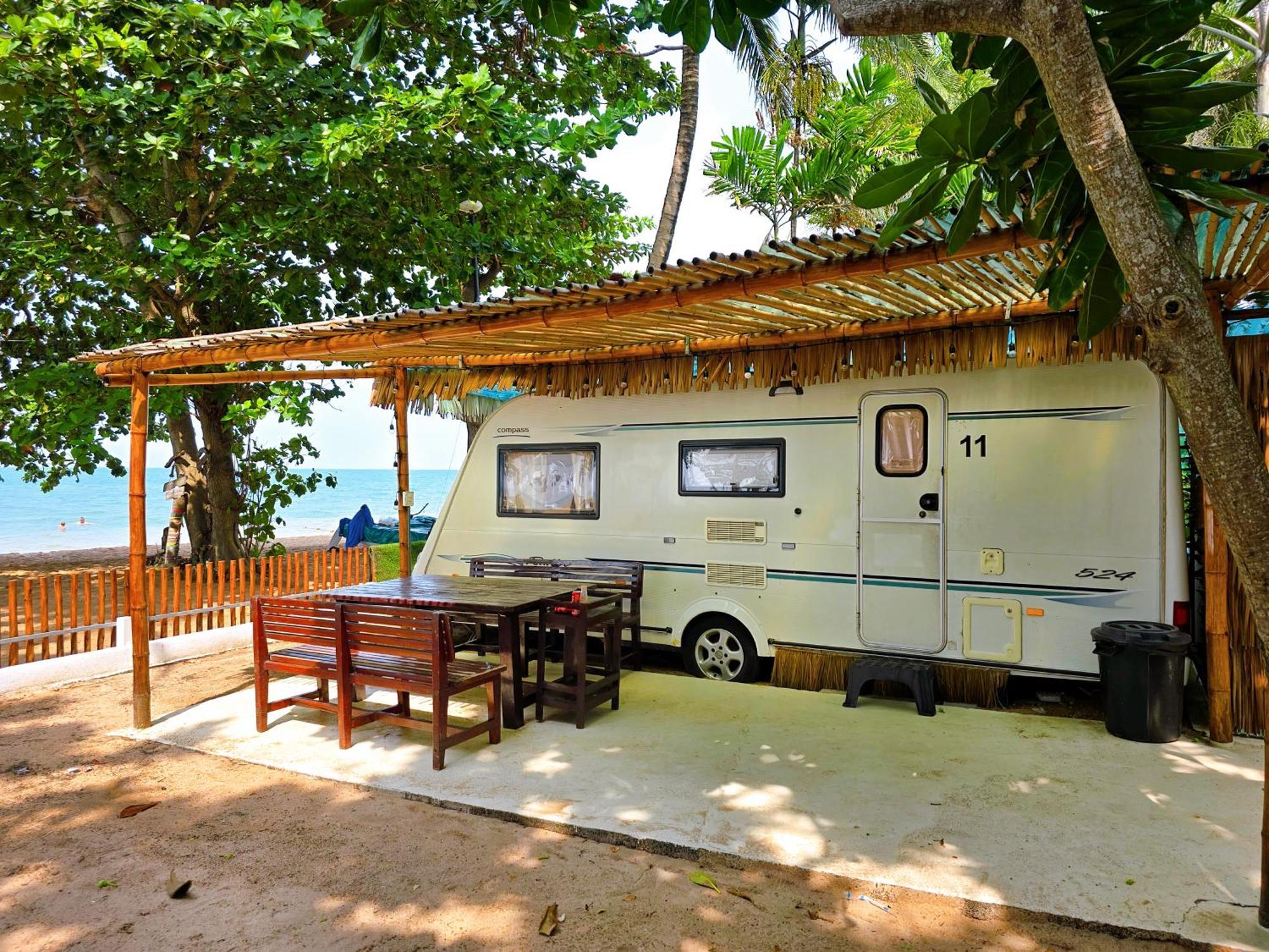 Beach House Camp Na Chom Thian Luaran gambar